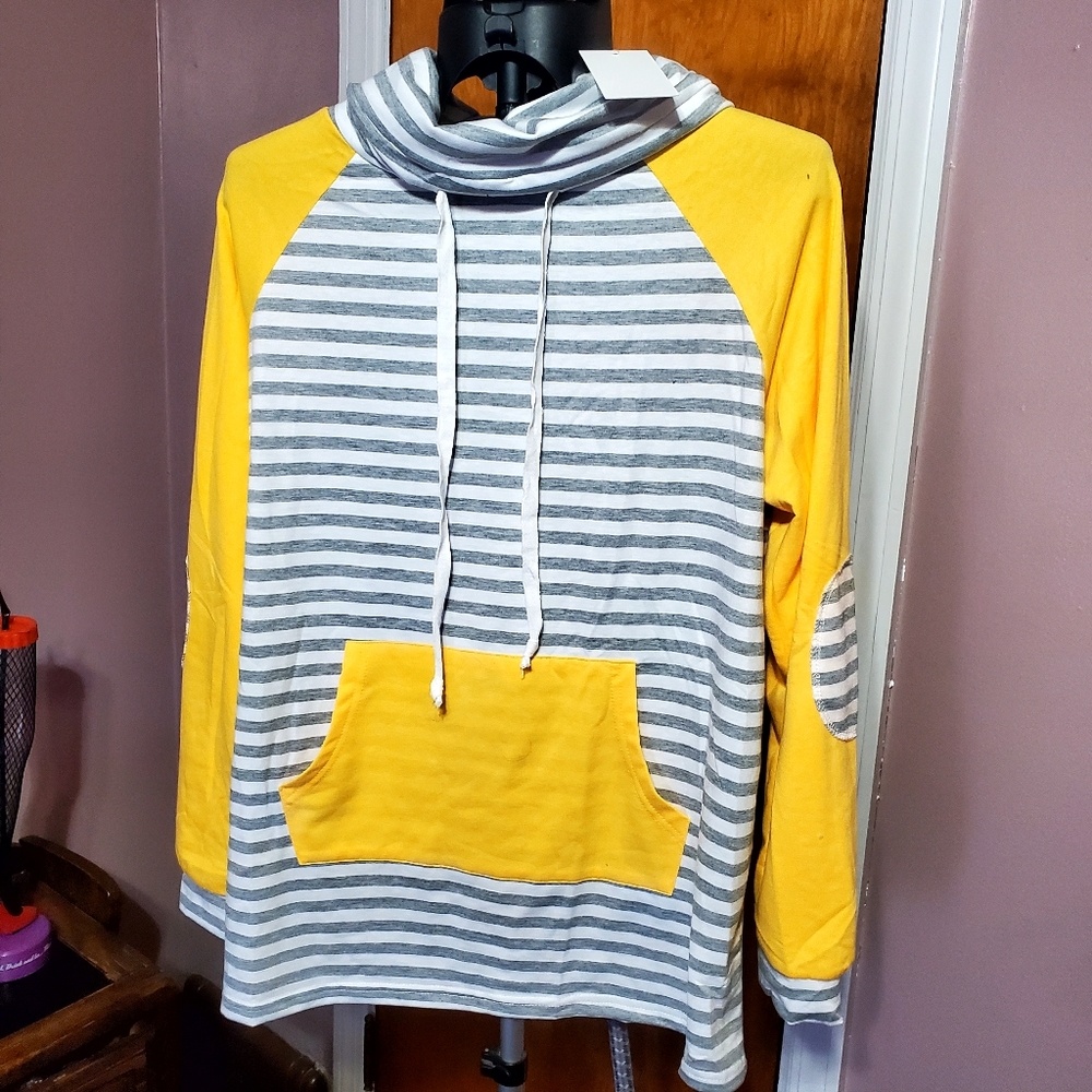 New with tags sweater